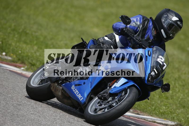 /Archiv-2024/29 12.06.2024 MOTO.CH Track Day ADR/Gruppe blau/21